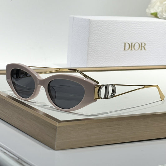 D**R Narrow Cat-Eye Sunglasses | Acetate Frame, CD Metal Badge, Gold Twin-Wire Metal Temple | 6 Colors
