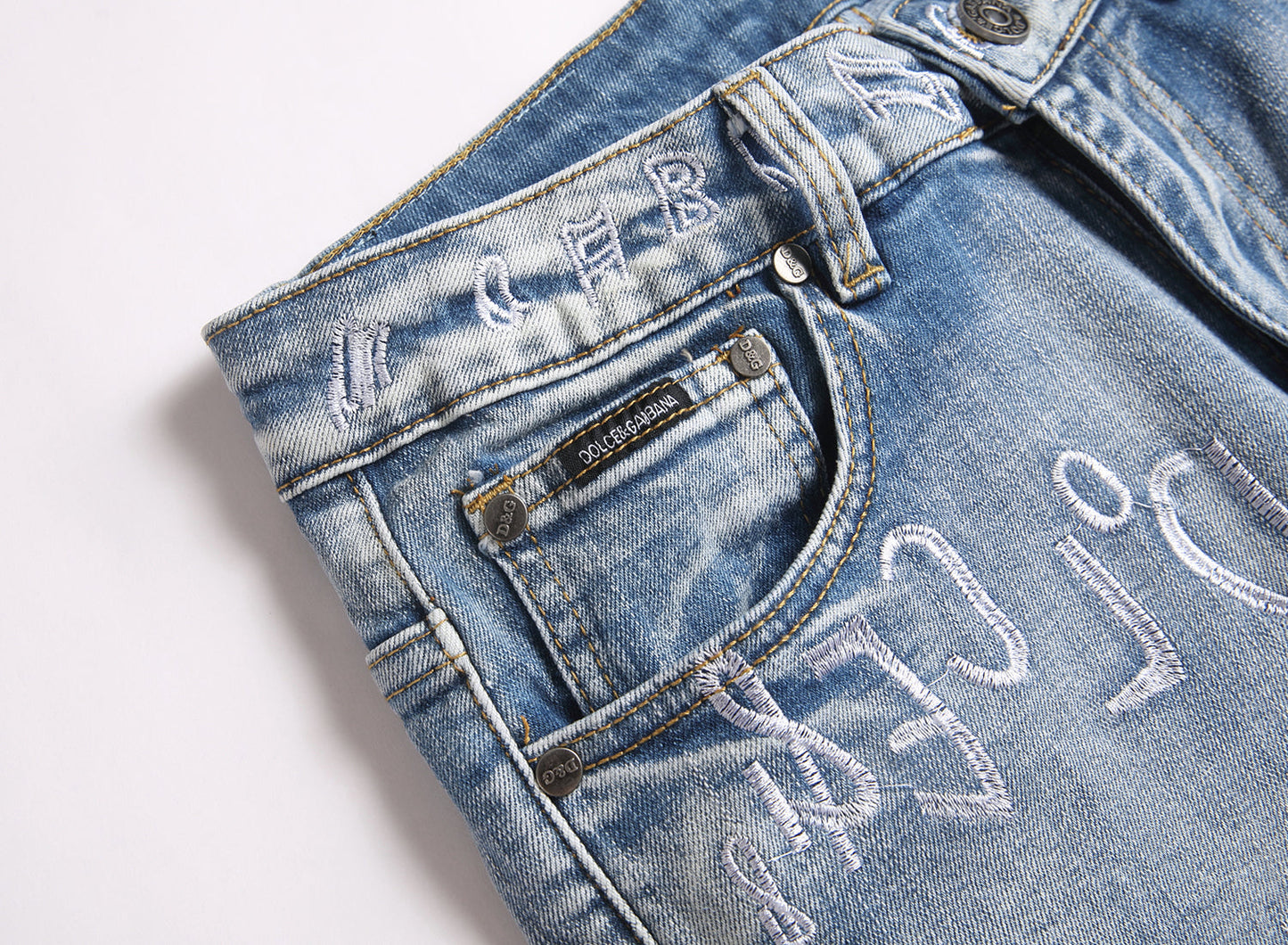 NEW-D*G JEANS