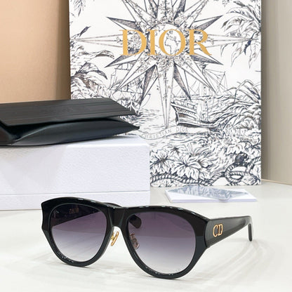 D**R Oversized Pilot Sunglasses with Glossy Black Acetate Frame, Brown Gradient Lenses & Gold CD Logo Hardware
