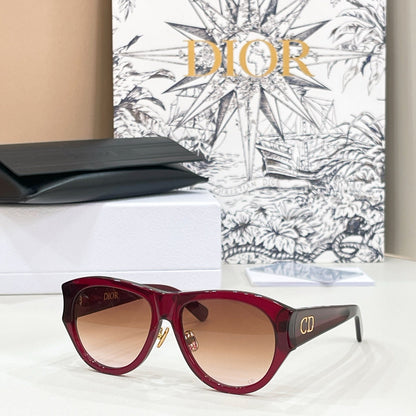 D**R Oversized Pilot Sunglasses with Glossy Black Acetate Frame, Brown Gradient Lenses & Gold CD Logo Hardware
