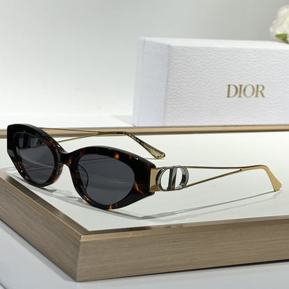 D**R Narrow Cat-Eye Sunglasses | Acetate Frame, CD Metal Badge, Gold Twin-Wire Metal Temple | 6 Colors