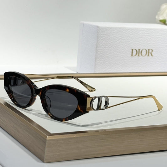 D**R Narrow Cat-Eye Sunglasses | Acetate Frame, CD Metal Badge, Gold Twin-Wire Metal Temple | 6 Colors
