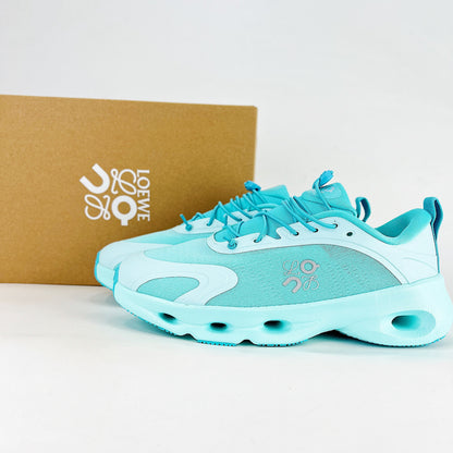 On Cloudsolo – Unisex Lightweight Breathable Luxury Running Shoes | Mint Blue & Aqua