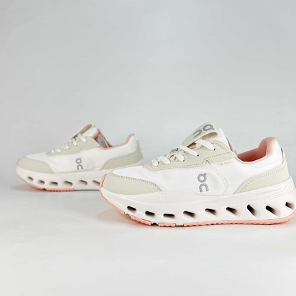 On The Roger Wildcard – White & Cream Unisex Premium Retro Tennis Comfortable Versatile Lifestyle Sneakers