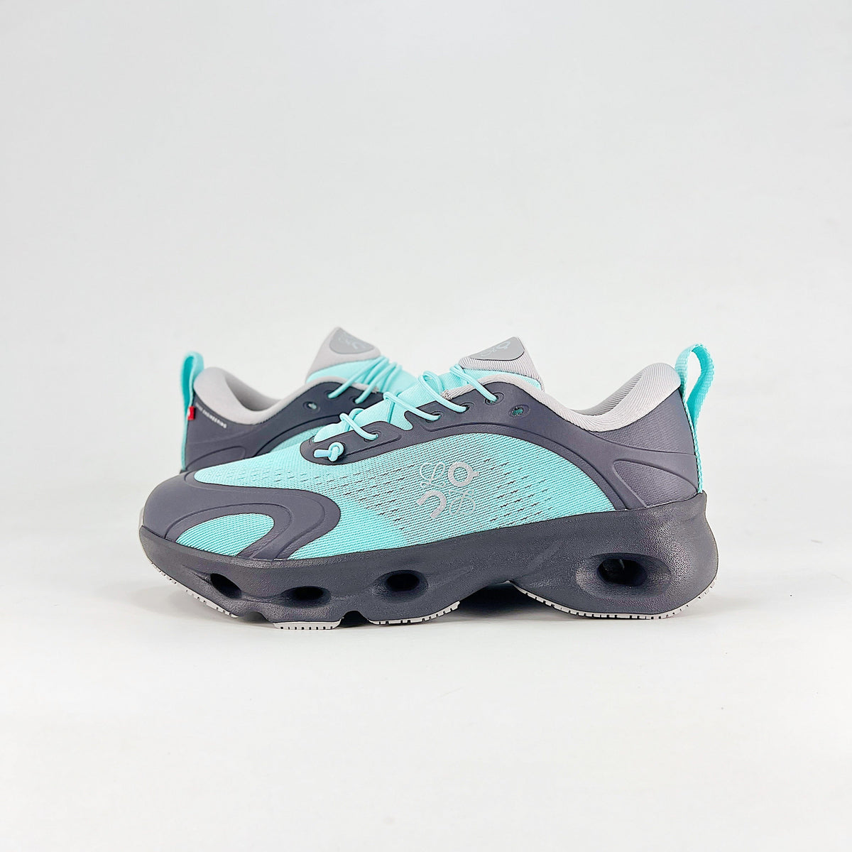 Loewe × On Cloudsolo – Unisex Lightweight Breathable Luxury Collaborative Running Shoes | Aqua Mint & Charcoal