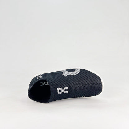 On Cloud Boom – Kids Lightweight Breathable Slip-On Running Shoes | Black & White