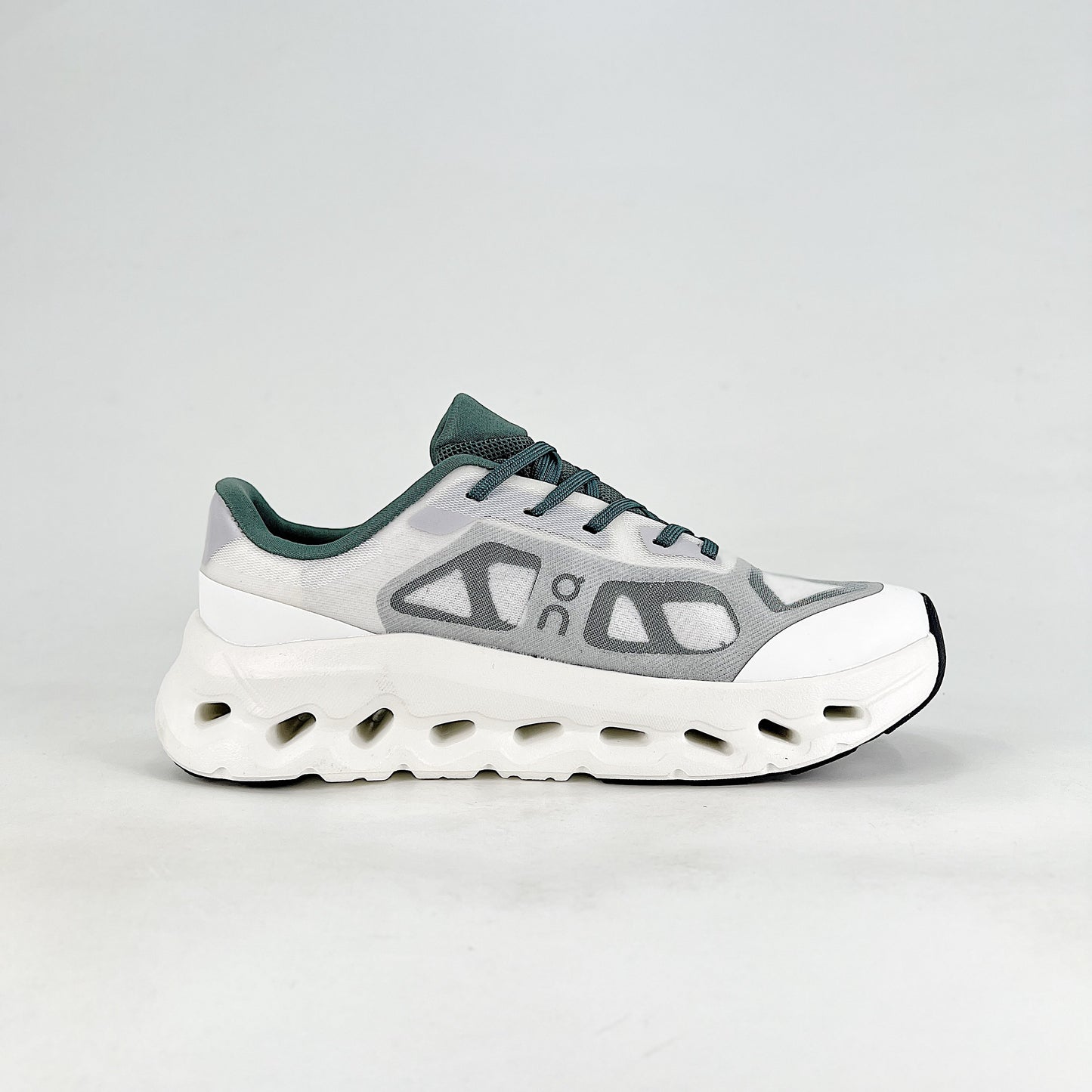 On Cloudtilt Remix – Glacier White & Forest Green Unisex Comfortable Supportive Running & Lifestyle Shoes