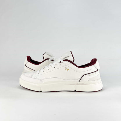 On The Roger Advantage – White & Burgundy Unisex Premium Leather Retro Tennis Lifestyle Sneakers