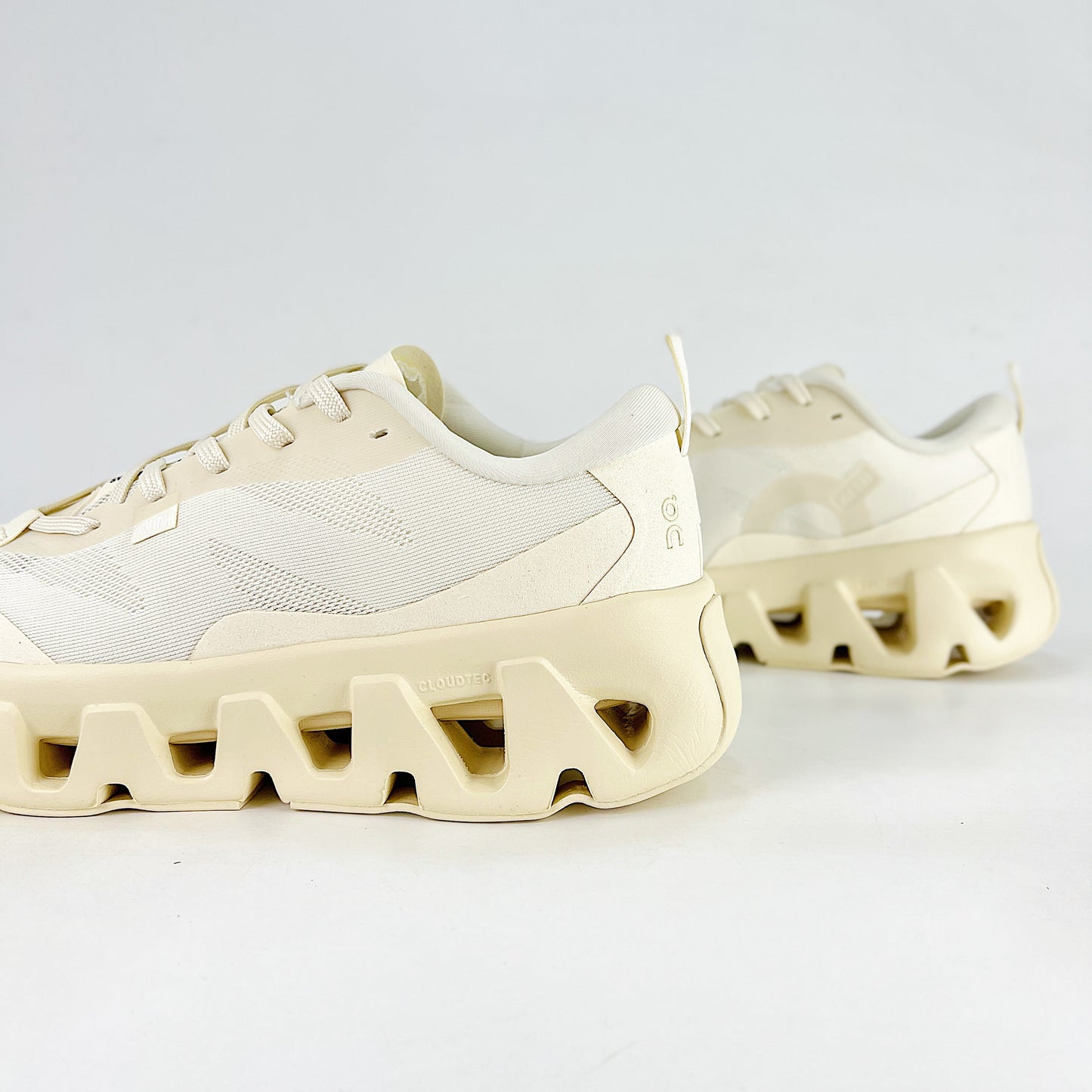 On Cloudswift K-Tech – All Cream Unisex Lightweight Comfortable Durable Lifestyle Sneakers