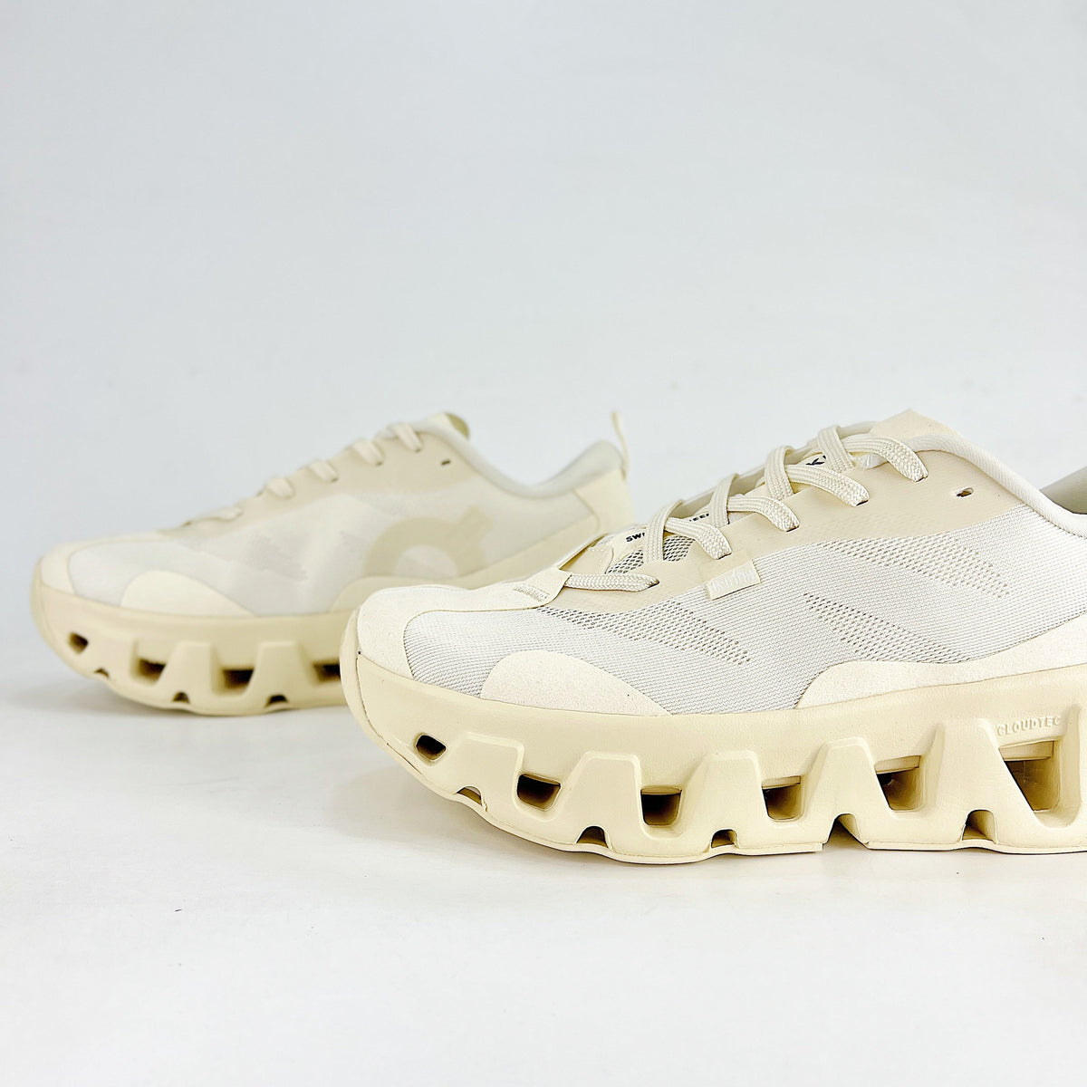 On Cloudswift K-Tech 1 – Unisex Lightweight Breathable Durable Low-Top Running & Lifestyle Shoes | Cream & Ivory