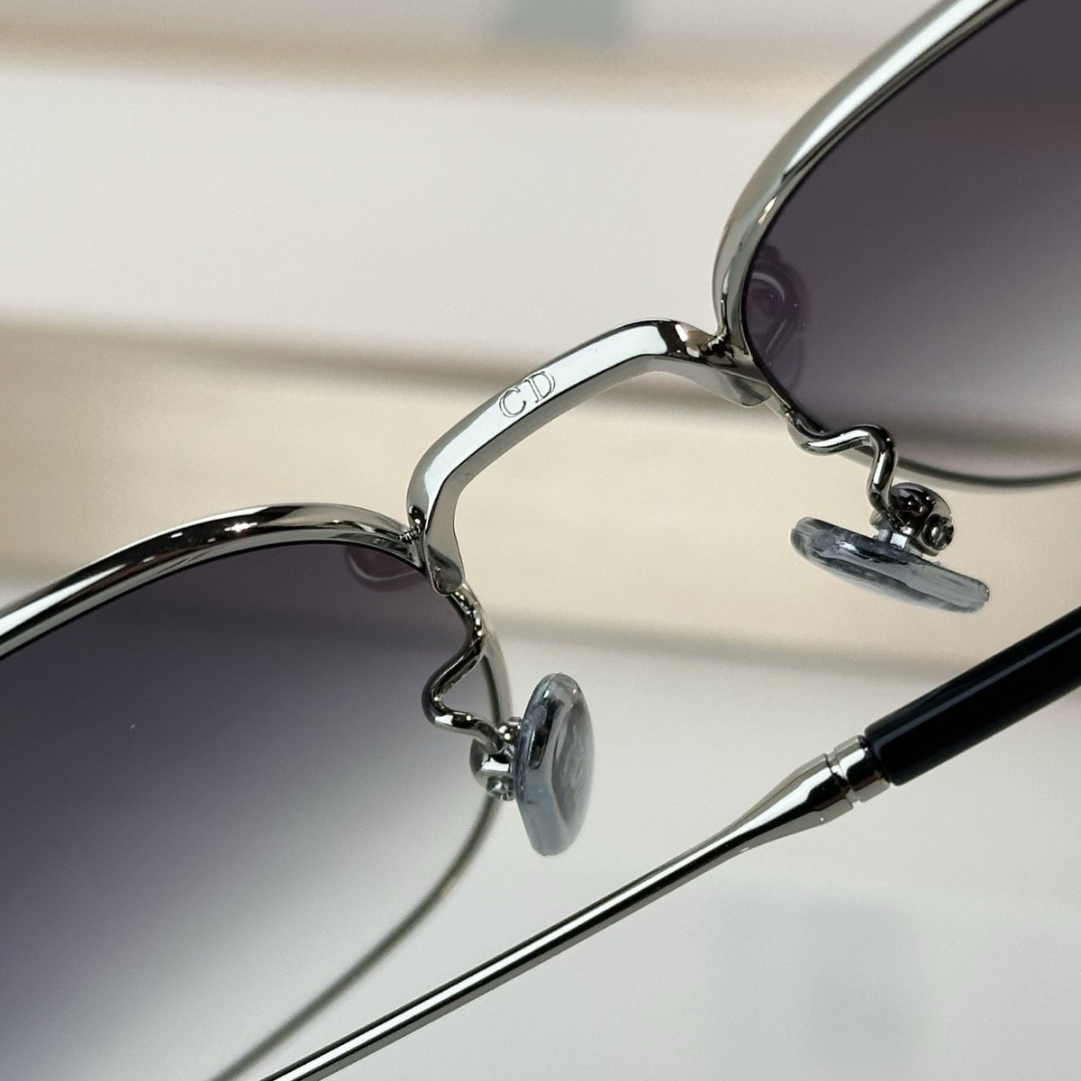 D**R Oversized Square Metal Wire Frame Sunglasses with Polished Silver Frame, Grey Lavender Gradient Lenses & CD Monogram Detail