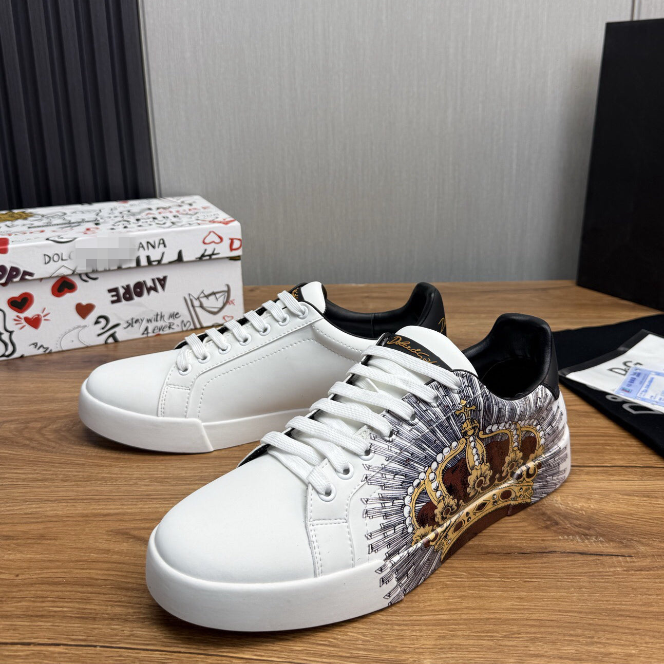 D*G 2026 Premium Leather Casual Sneakers - Designer Unisex Shoes in Black & White