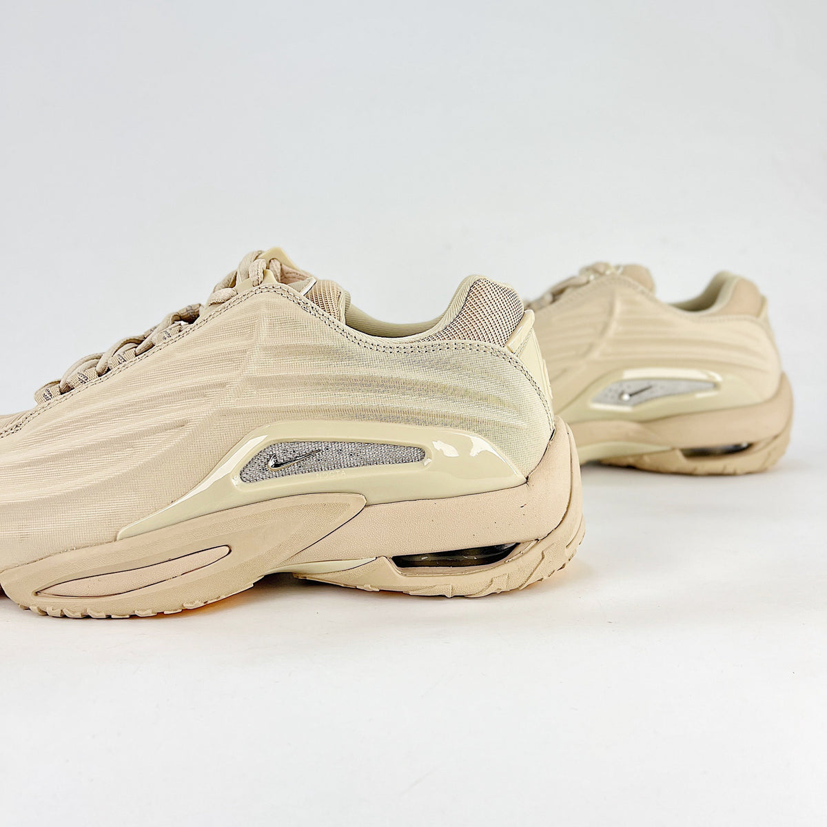 NOCTA × Nike Hot Step 2 Air Terra – Unisex Lightweight Breathable Cushioned Lifestyle Sneaker | Sand & Cream
