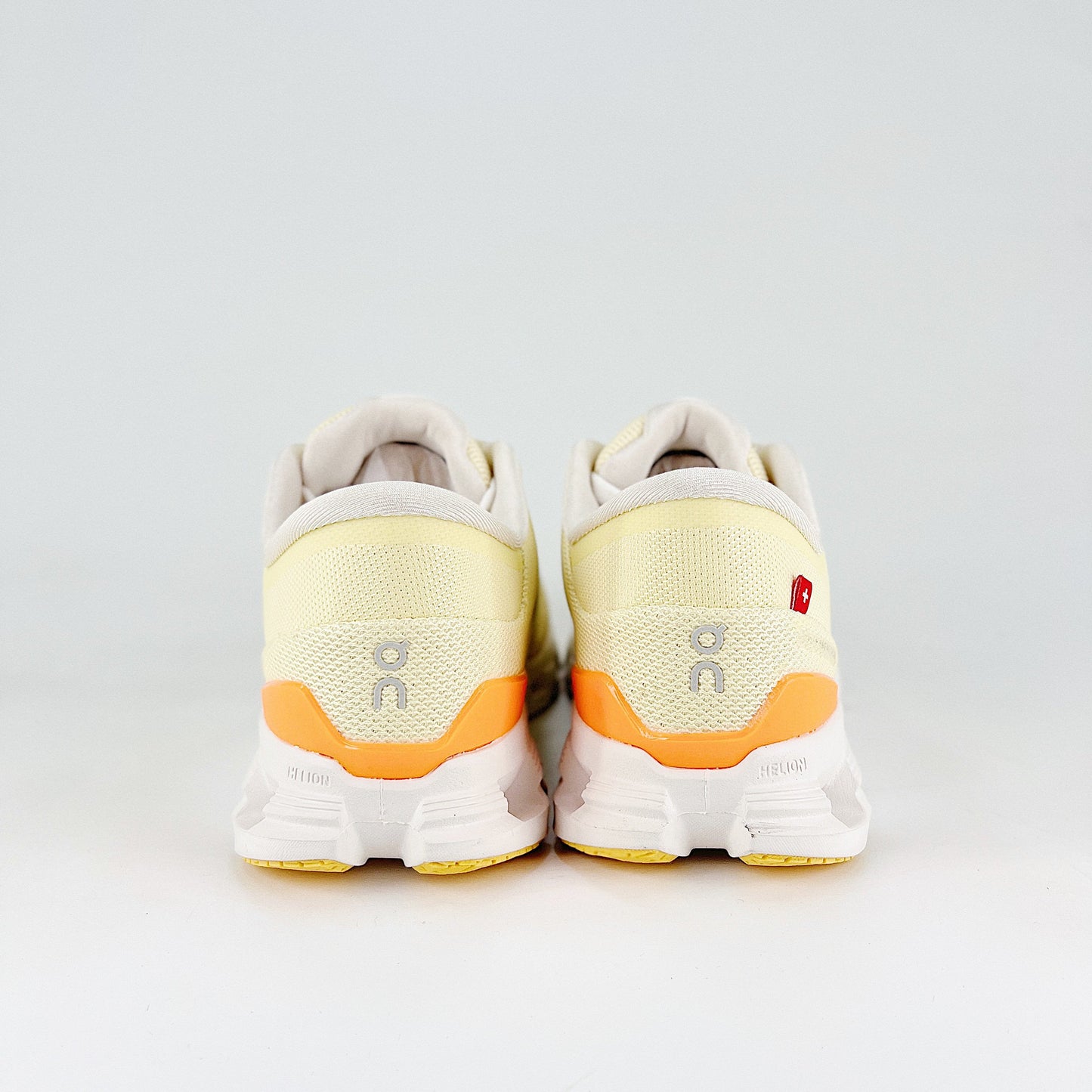 On Running Cloud X – Hay & Peach Women's Lightweight Running Shoes