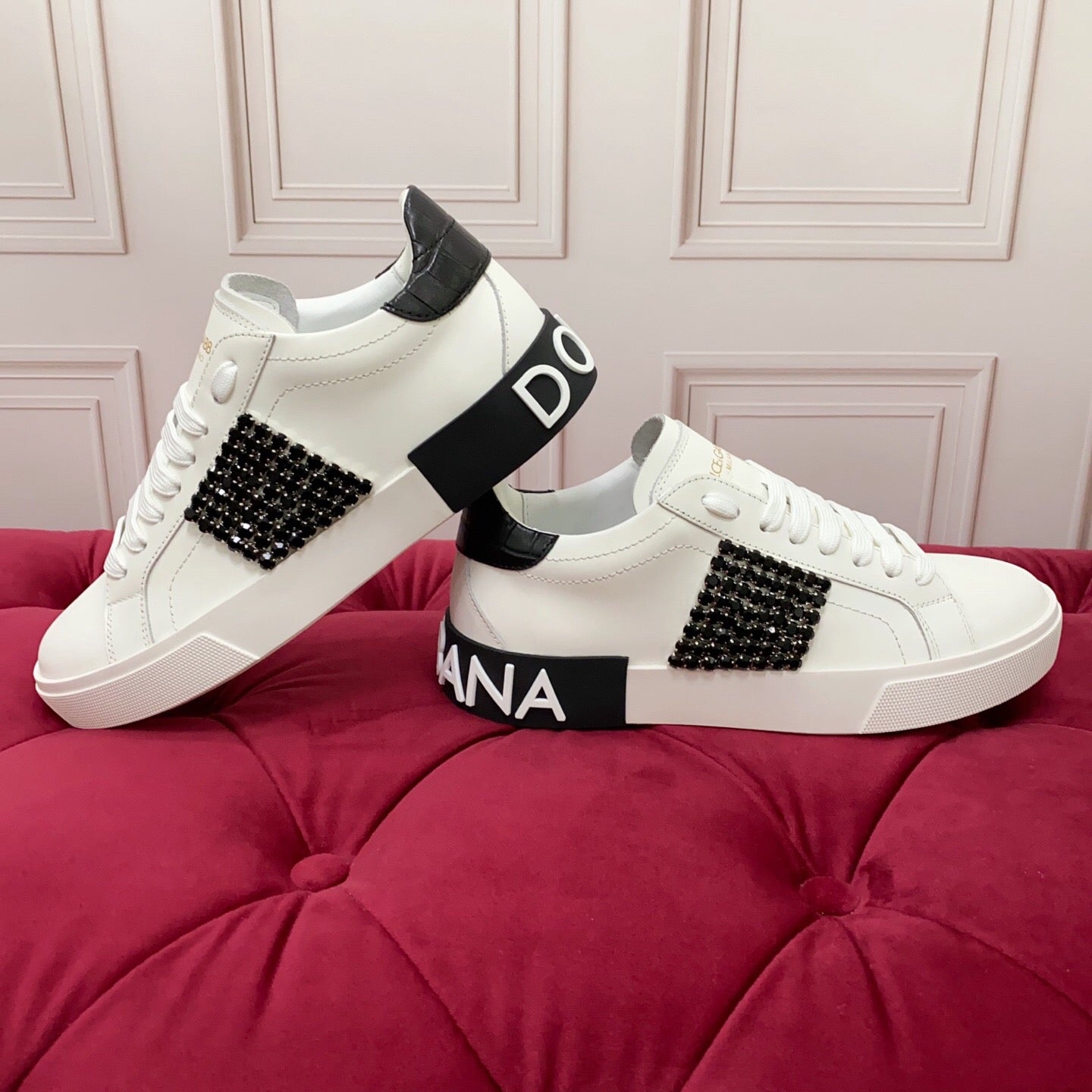 D*G 2026 Premium Leather Casual Sneakers - Designer Unisex Shoes in 2 Colors