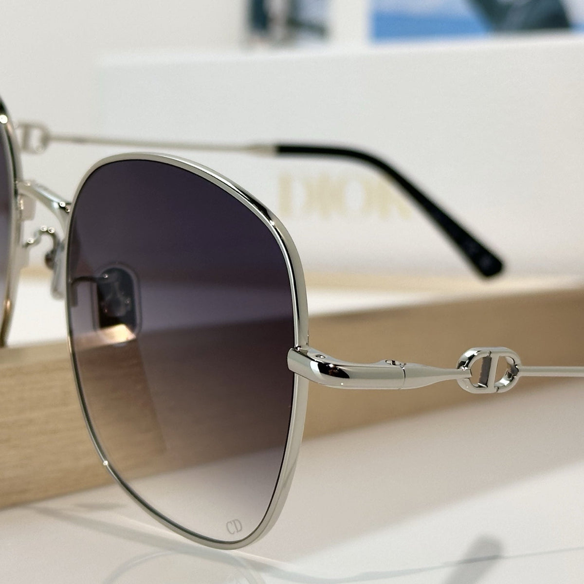 D**R Oversized Square Metal Wire Frame Sunglasses with Polished Silver Frame, Grey Lavender Gradient Lenses & CD Monogram Detail