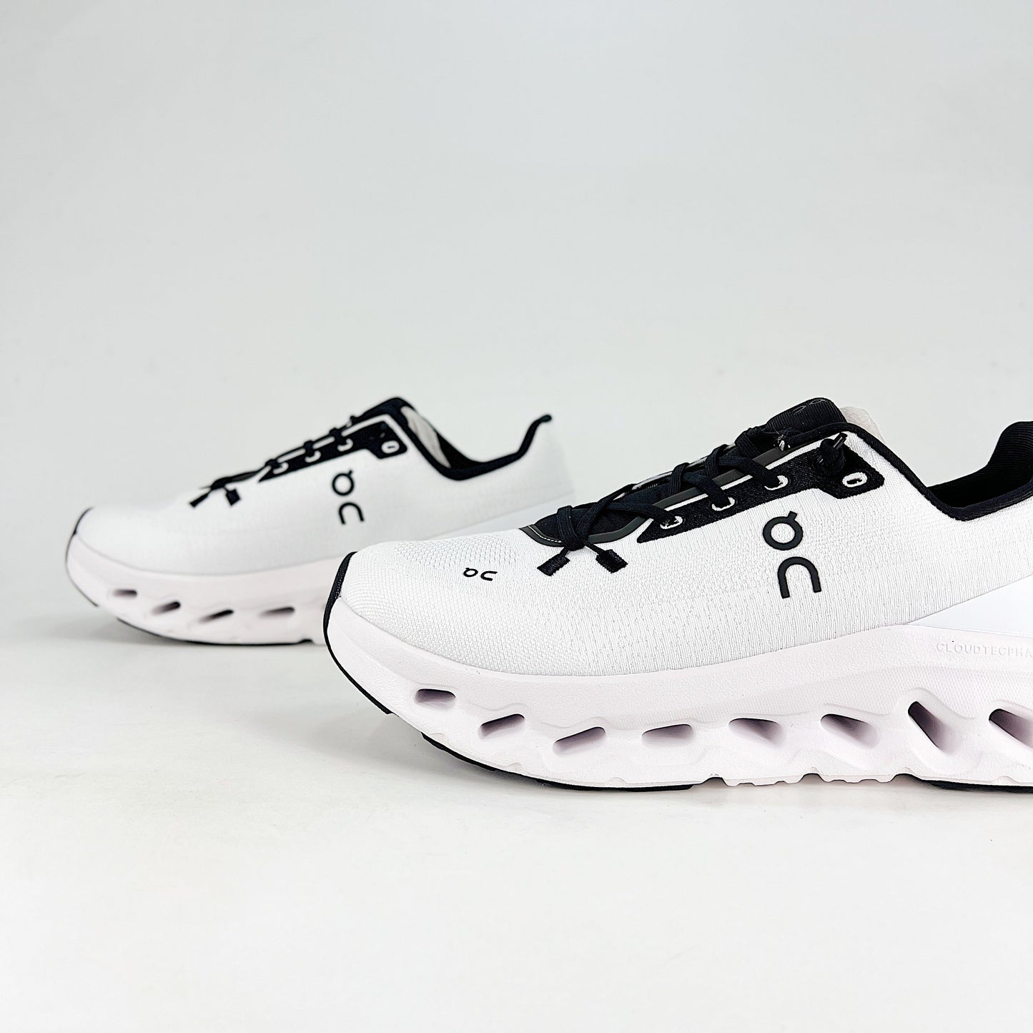 On Running Cloudeclipse – White & Black Unisex High-Performance Road Running Shoes
