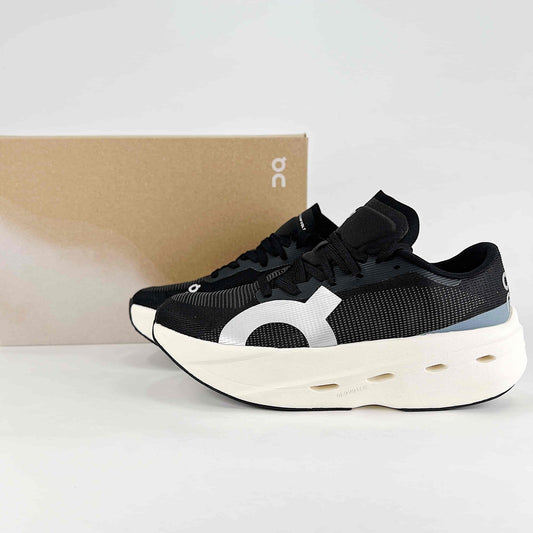 On Running Cloudeclipse – Black & White Men's High-Performance Running Shoes