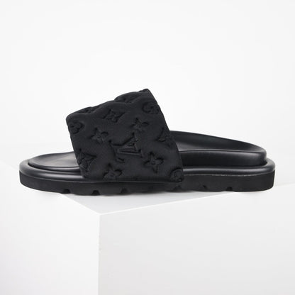 L***V All-Black Quilted Diamond Texture Wide Strap Slide Sandals — Spring Summer Boutique Limited Edition