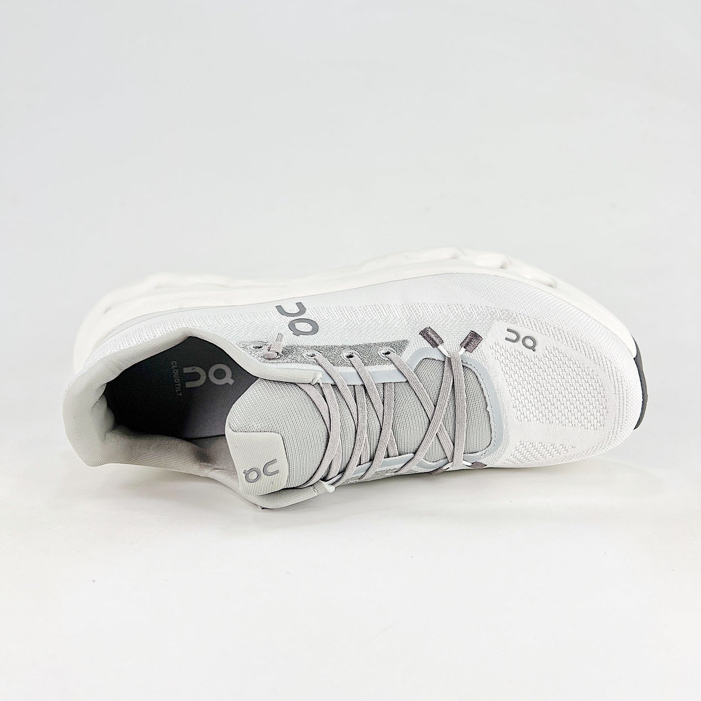 On Running Cloudeclipse – Grey & White Unisex High-Performance Road Running Shoes