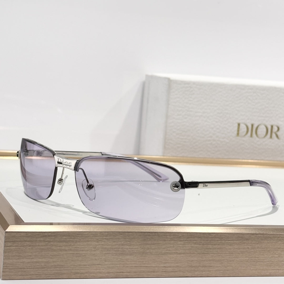 D**R Rimless Sunglasses | Silver Metal Frame, Elongated Rectangle Lens & Clear Gradient Tint | Multiple Colors