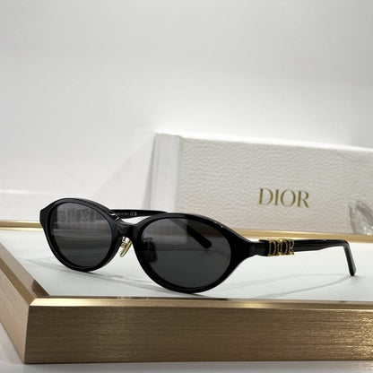 D**R Oval Cat-Eye Sunglasses | 6 Colors incl. Crystal Grey, Transparent Champagne & Black, 3D DIOR Letter Hinge in Gold or Crystal-Set, Flat Dark Lenses