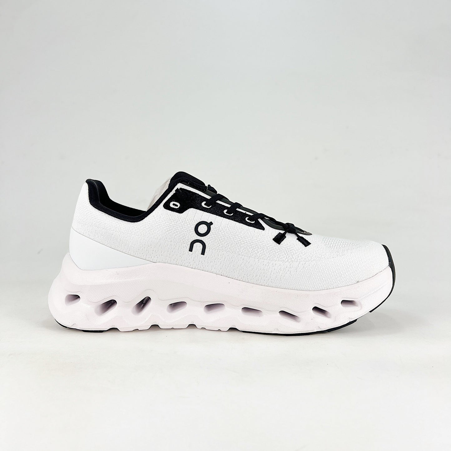 On Running Cloudeclipse – White & Black Unisex High-Performance Road Running Shoes