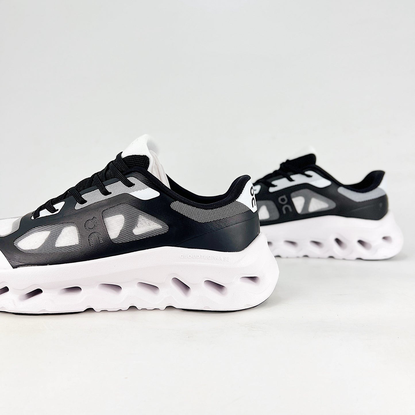 On Cloudtilt Remix – Black & White Unisex Comfortable Soft Running & Lifestyle Shoes