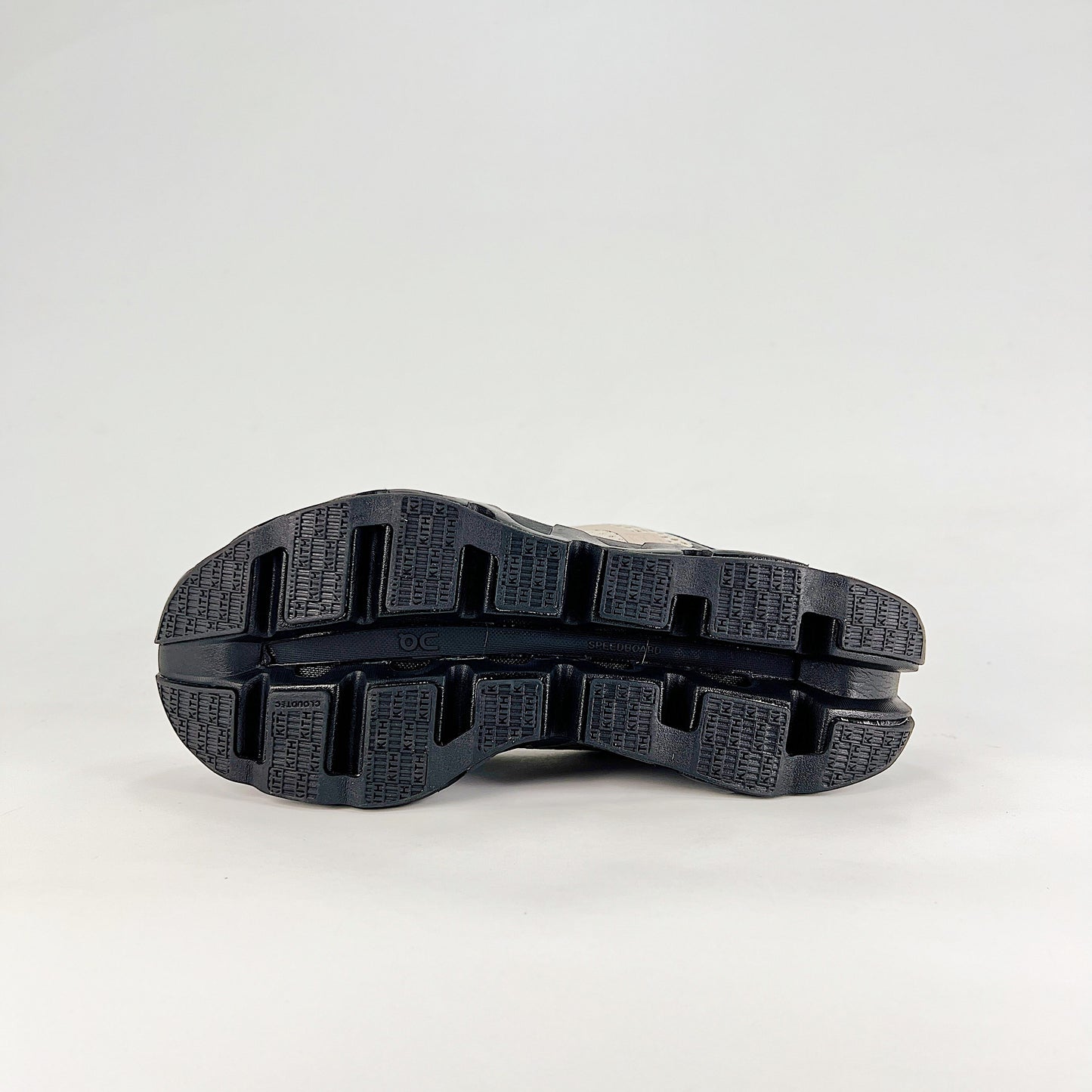 On Running x KITH Cloudrift – Charcoal Grey & Cream Unisex Limited Edition Lifestyle Shoes