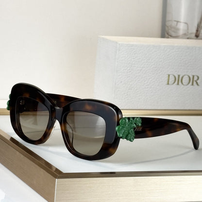 D**R Lady 95.22 Butterfly Sunglasses | Tortoise Acetate Frame, Gradient Brown Lenses, Green Floral Detail | Multiple Colors