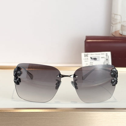 D**R Rimless Square Sunglasses | Silver Metal Temples, 3D Black Floral Detail & Grey Gradient Lenses