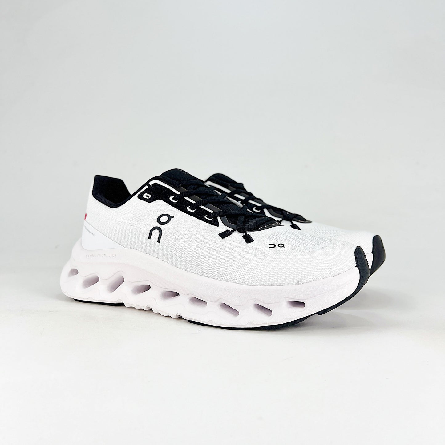 On Running Cloudeclipse – White & Black Unisex High-Performance Road Running Shoes