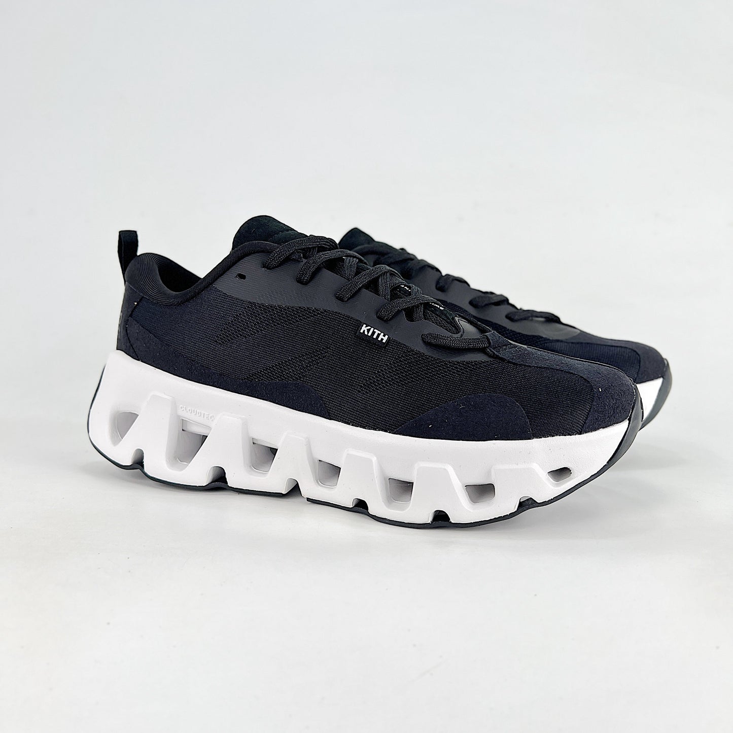 On x Kith Cloudswift – All Black & White Unisex Premium Collaboration Lifestyle Sneakers