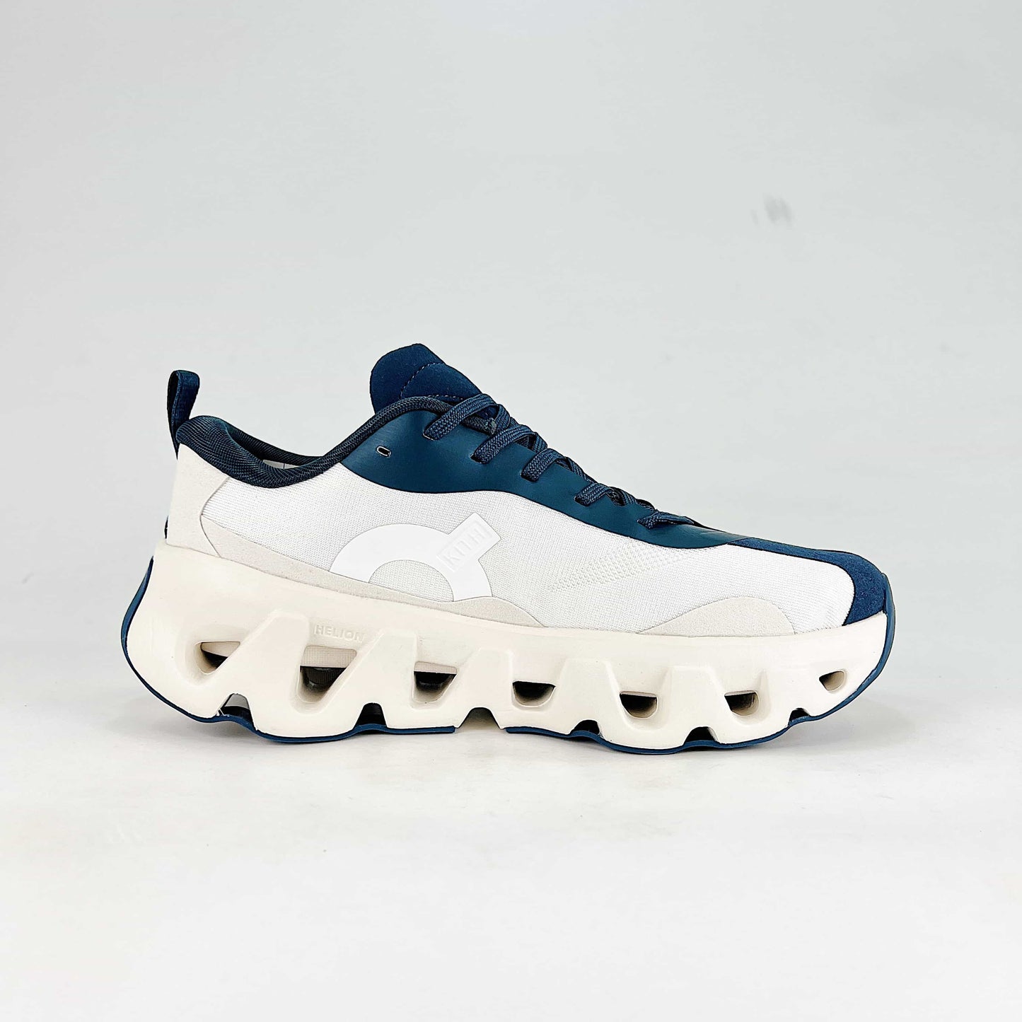 On Cloudswift K-Tech – White & Navy Blue Unisex Lightweight Comfortable Versatile Lifestyle Sneakers