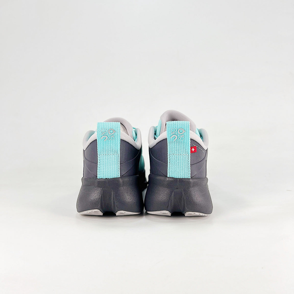 Loewe × On Cloudsolo – Unisex Lightweight Breathable Luxury Collaborative Running Shoes | Aqua Mint & Charcoal