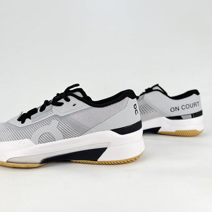 On The Roger Pro Padel – Ice Grey & White Unisex Breathable Anti-Slip Shock-Absorbing Padel Court Shoes