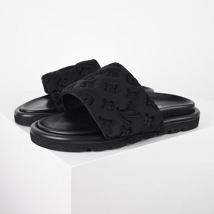 L***V All-Black Quilted Diamond Texture Wide Strap Slide Sandals — Spring Summer Boutique Limited Edition