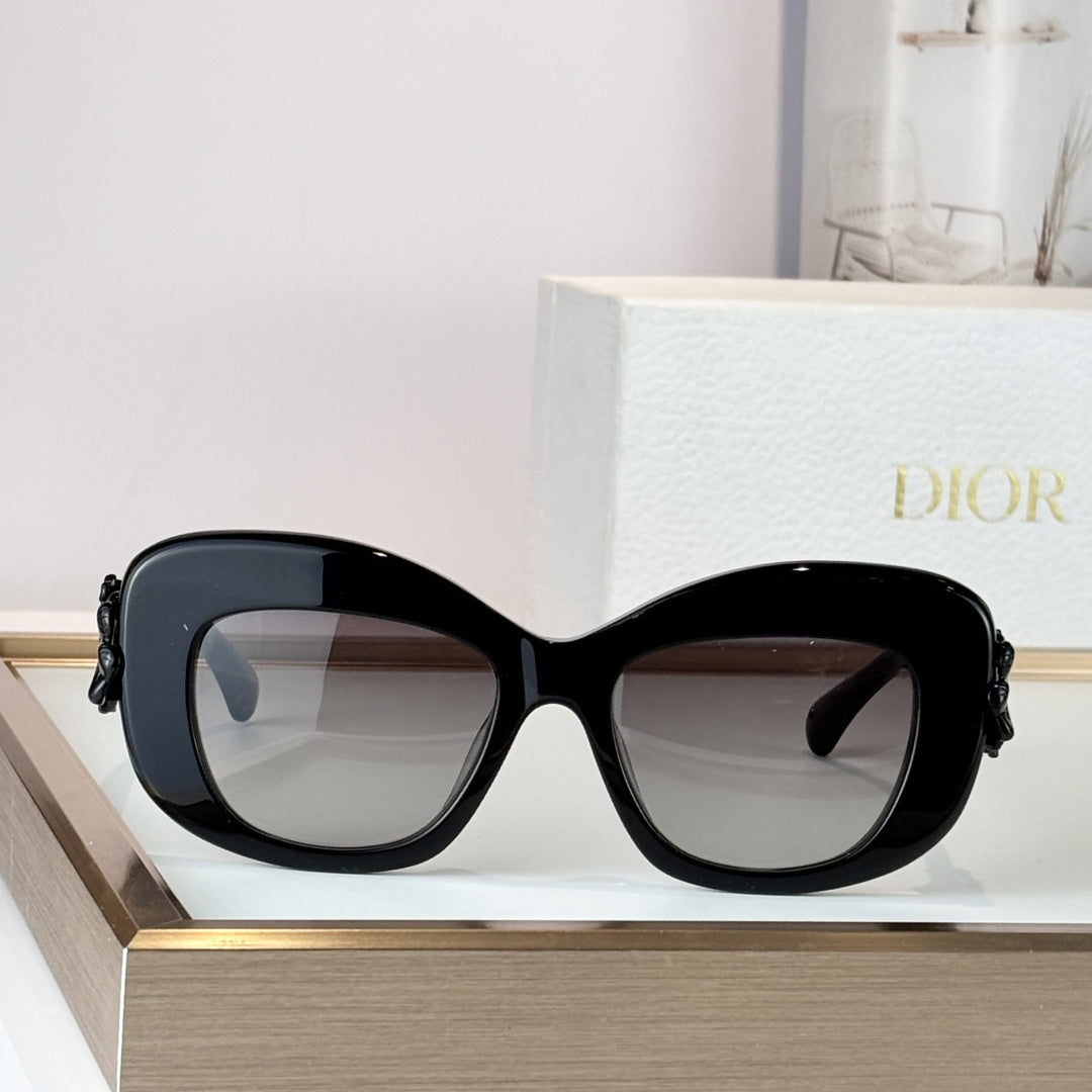 D**R Lady 95.22 Butterfly Sunglasses | Black Acetate Frame, Gradient Grey Lenses, Floral Detail | Multiple Colors