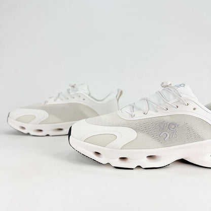 Loewe × On Cloudsolo – Unisex Lightweight Breathable Luxury Collaborative Running Shoes | White & Pearl Silver