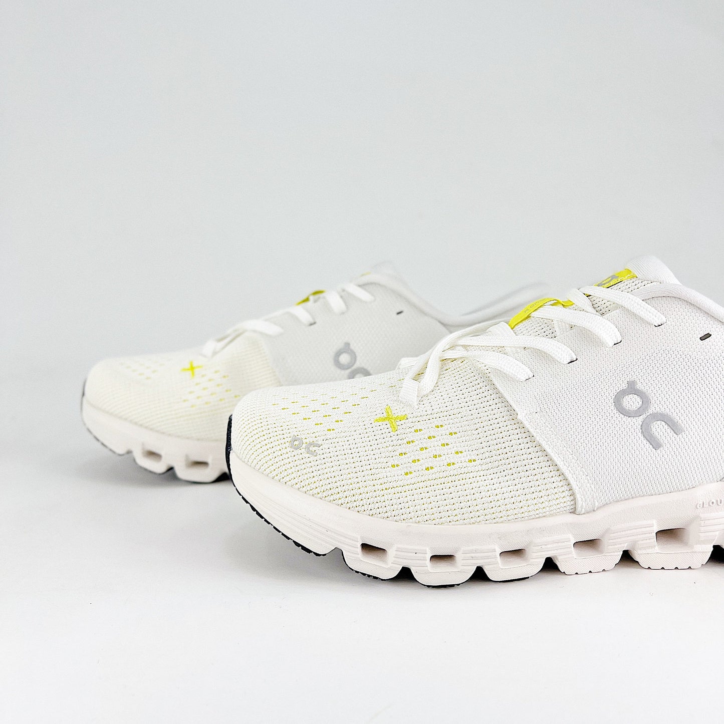 On Running Cloud X 4 – Sand Unisex Multi-Purpose Training & Lifestyle Running Shoes