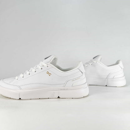On The Roger Advantage – Triple White Unisex Premium Leather Retro Tennis Lifestyle Sneakers