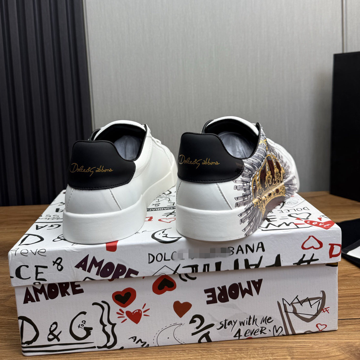 D*G 2026 Premium Leather Casual Sneakers - Designer Unisex Shoes in Black & White