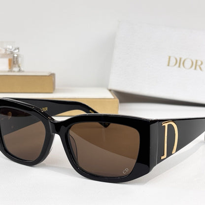 D**R Signature Rectangle Sunglasses | Glossy Black Acetate Frame & Gold D Logo