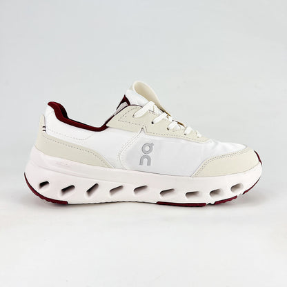 On The Roger Wildcard – White & Cream Unisex Premium Retro Tennis Comfortable Versatile Lifestyle Sneakers