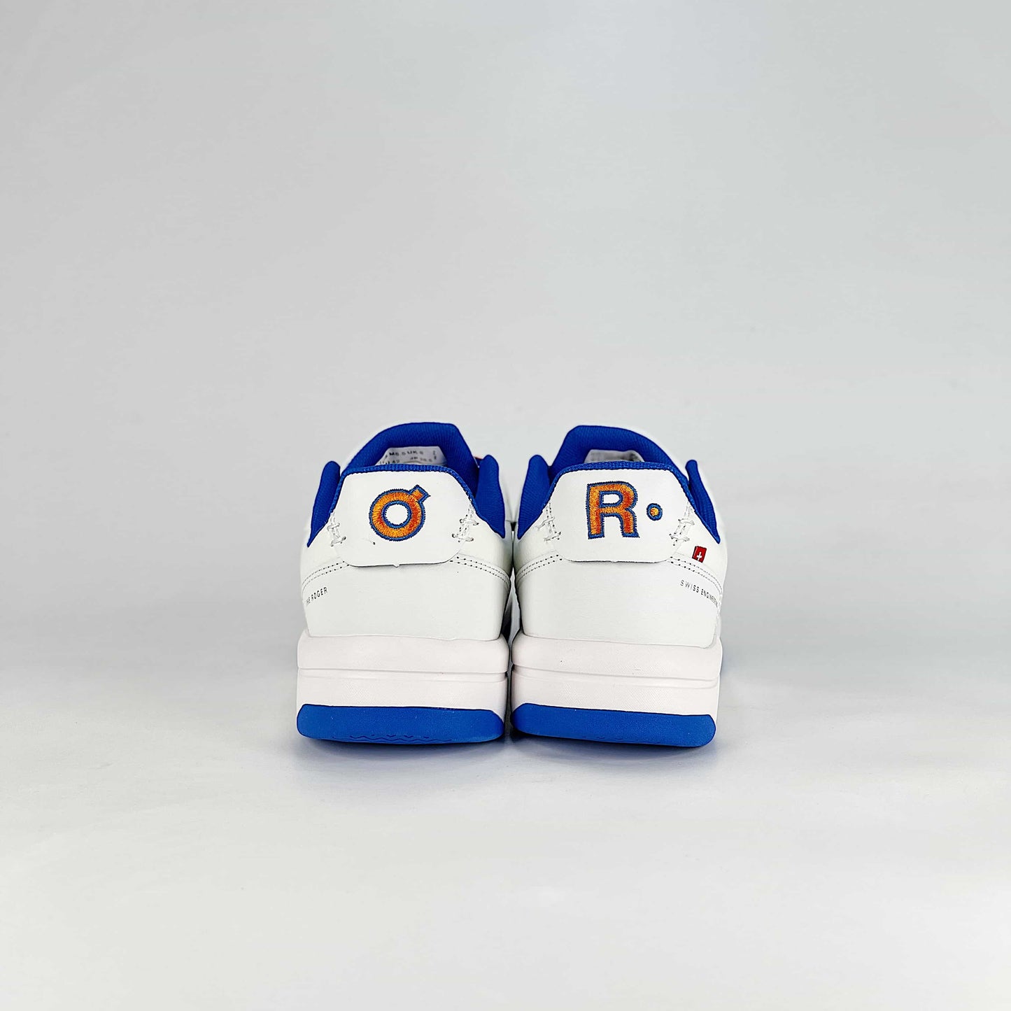 On THE ROGER CH Varsity – White & Royal Blue Unisex Premium Tennis-Inspired Lifestyle Sneakers