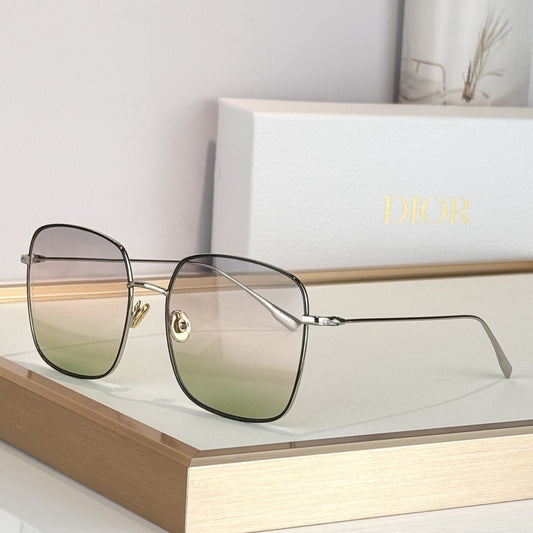 D**R Oversized Square Sunglasses | Rose Gold Metal Frame, Light Pink Lenses | Multiple Colors