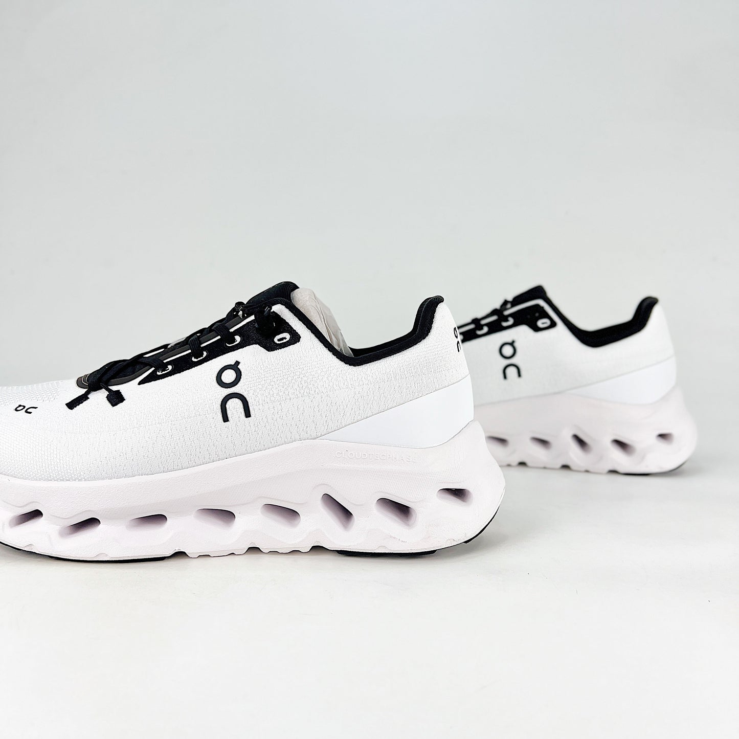 On Running Cloudeclipse – White & Black Unisex High-Performance Road Running Shoes