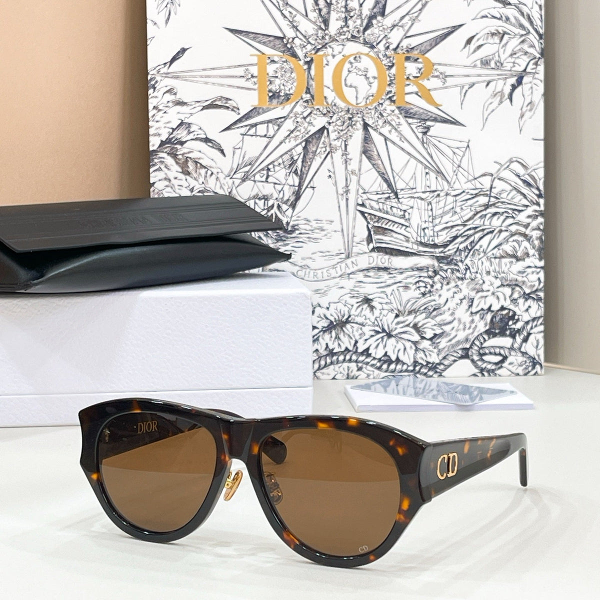 D**R Oversized Pilot Sunglasses with Glossy Black Acetate Frame, Brown Gradient Lenses & Gold CD Logo Hardware
