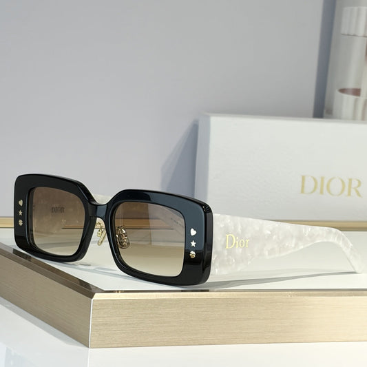 D**R Square Sunglasses | Black & Pearl White Two-Tone Acetate, Gold Heart Star Flower Studs, Dior Script Temple, Gradient Brown Lenses