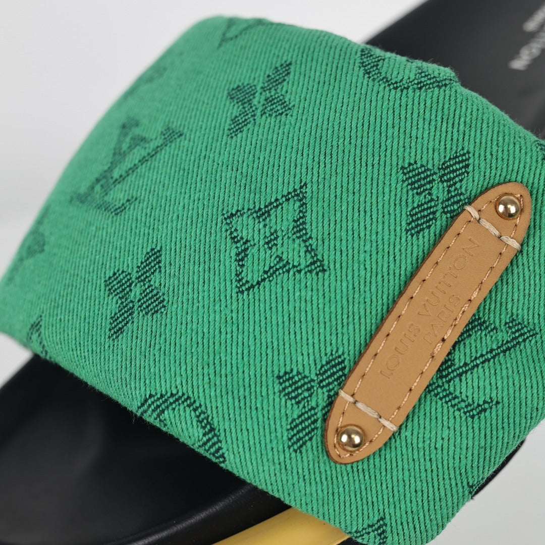 L***V Emerald Green Monogram Canvas Gold Bar Platform Slide Sandals — 2024 Spring Summer Boutique Limited Edition